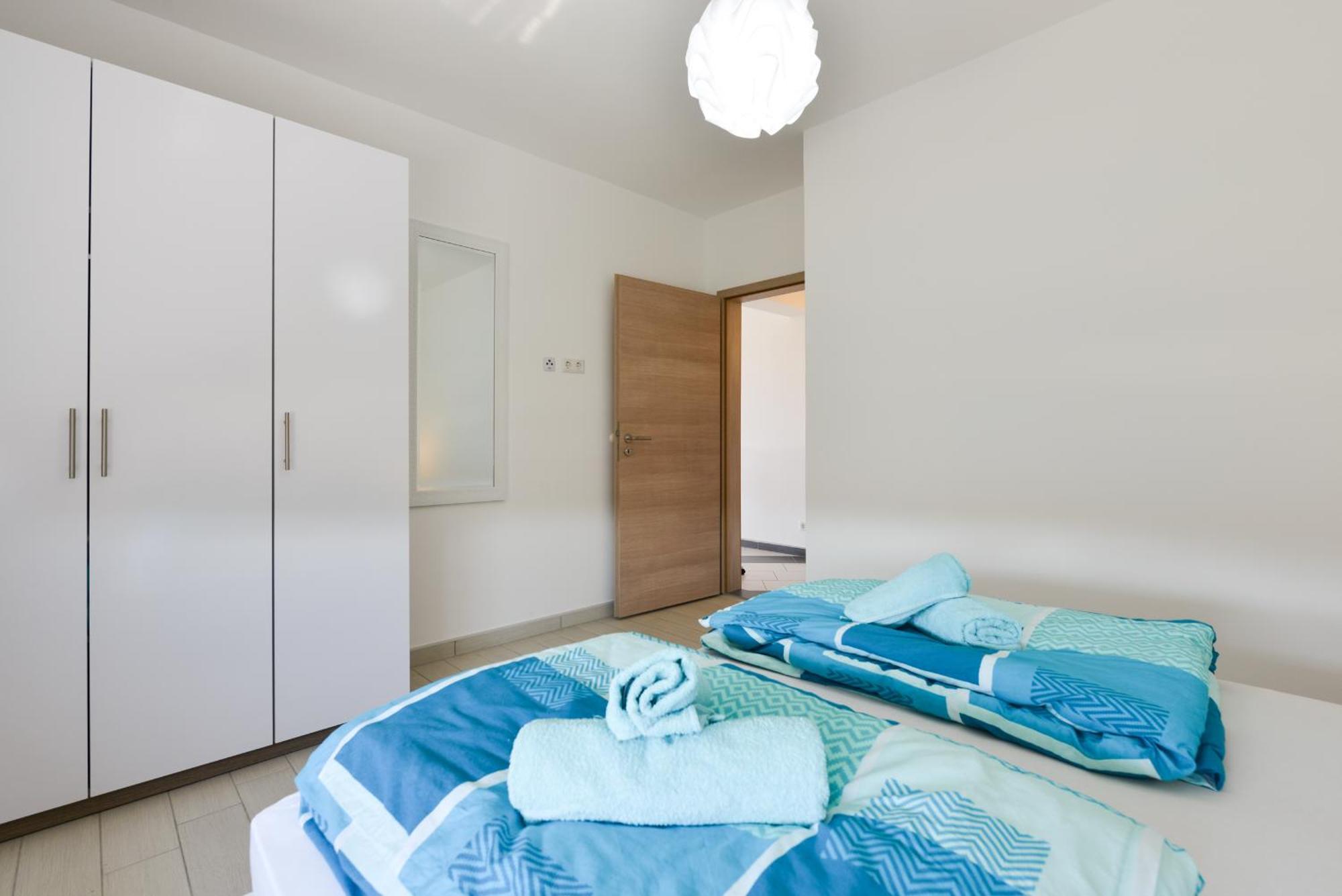 Apartmani Martin Mit Beheiztem Pool With Heated Pool Бибинє Екстер'єр фото
