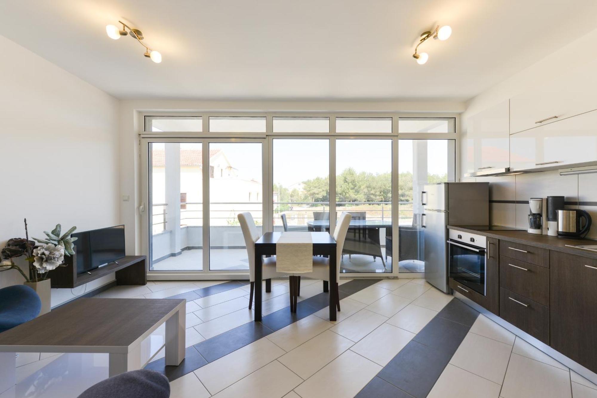 Apartmani Martin Mit Beheiztem Pool With Heated Pool Бибинє Екстер'єр фото