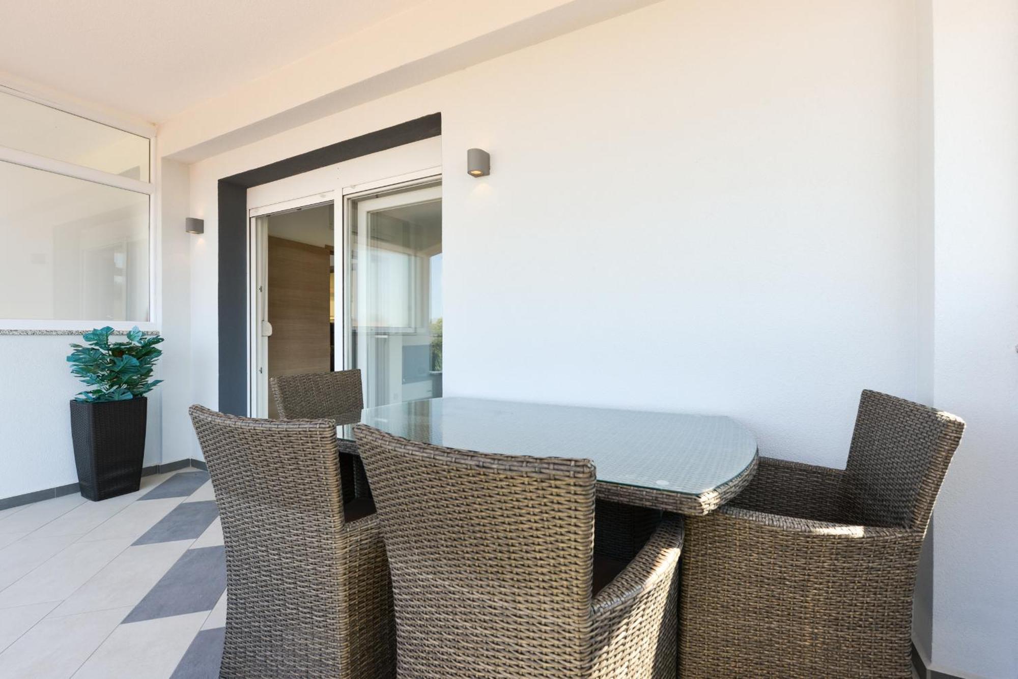 Apartmani Martin Mit Beheiztem Pool With Heated Pool Бибинє Номер фото
